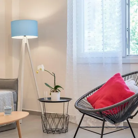 Apartament Dione *
